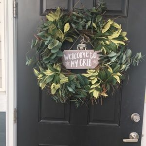 Meet your Posher, Dione